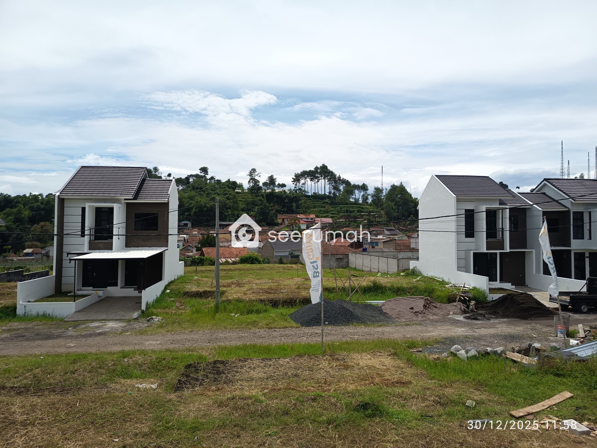 Foto 4 properti: Dijual Rumah Villa Asri Griya Jambudipa Cisarua Lembang Bandung