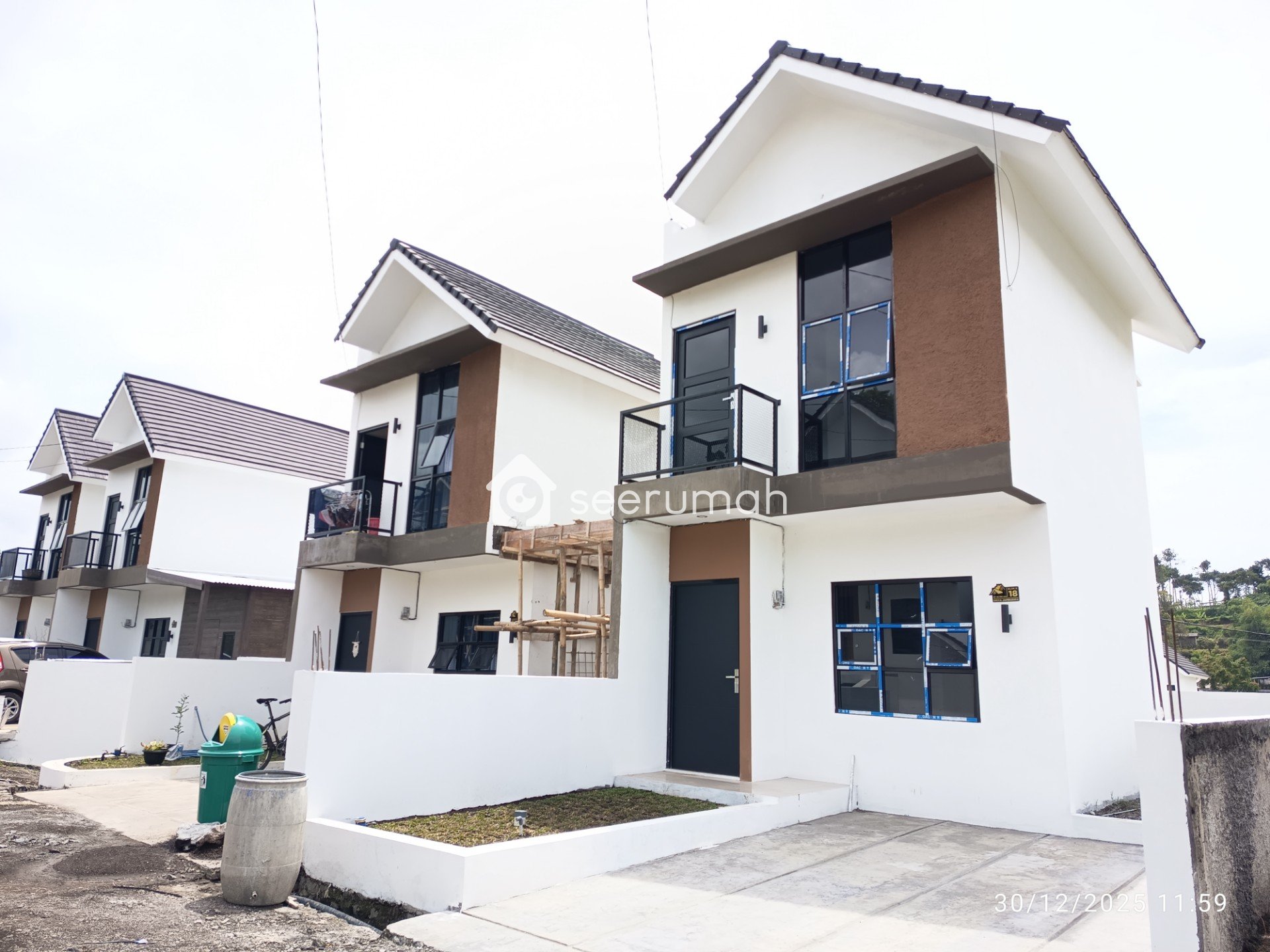 Foto 2 properti: Dijual Rumah Villa Asri Griya Jambudipa Cisarua Lembang Bandung