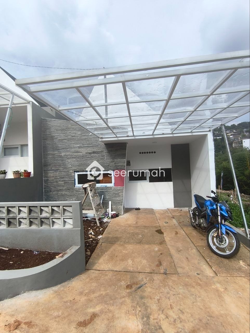 Foto utama properti: Rumah 1 Latan Siap Huni di Cluster Padasuka Bandung Timur