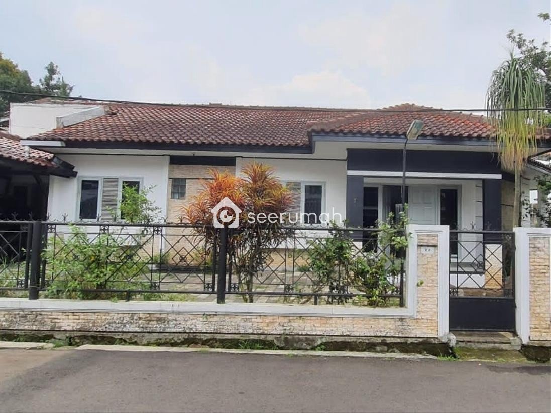 Foto utama properti: Rumah 2 Lantai LT 365 m² di Cikutra Pahlawan Bandung