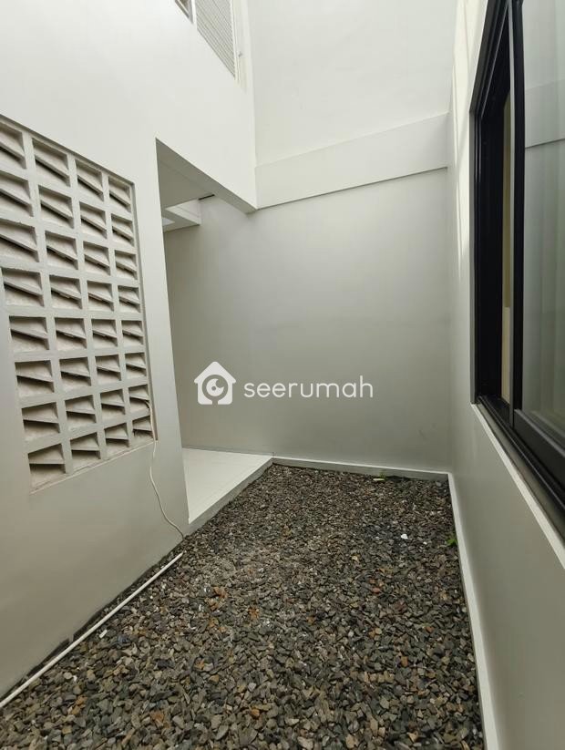 Foto tambahan properti: Rumah Baru 4 Kamar di Sayap Turangga Dekat Tol Buah Batu - 6 foto lainnya