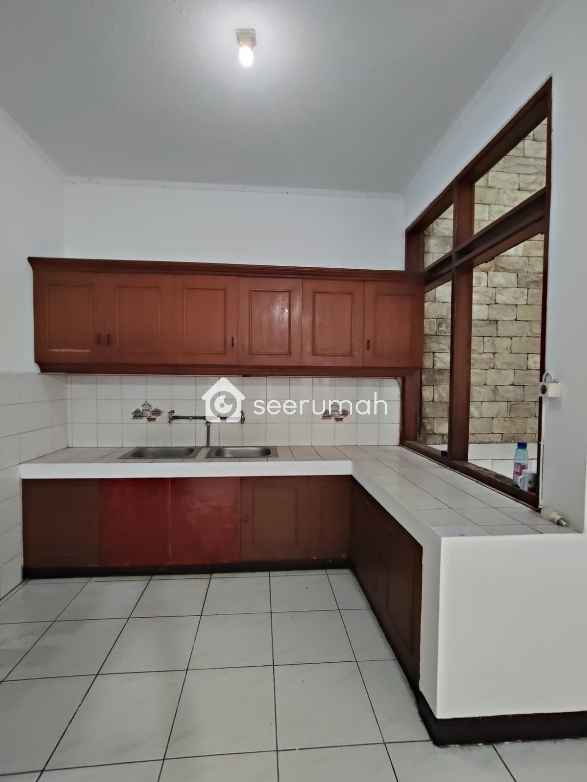 Foto 3 properti: Rumah Luas 400m² di Pasteur Bandung, 9 Kamar, Harga Menarik