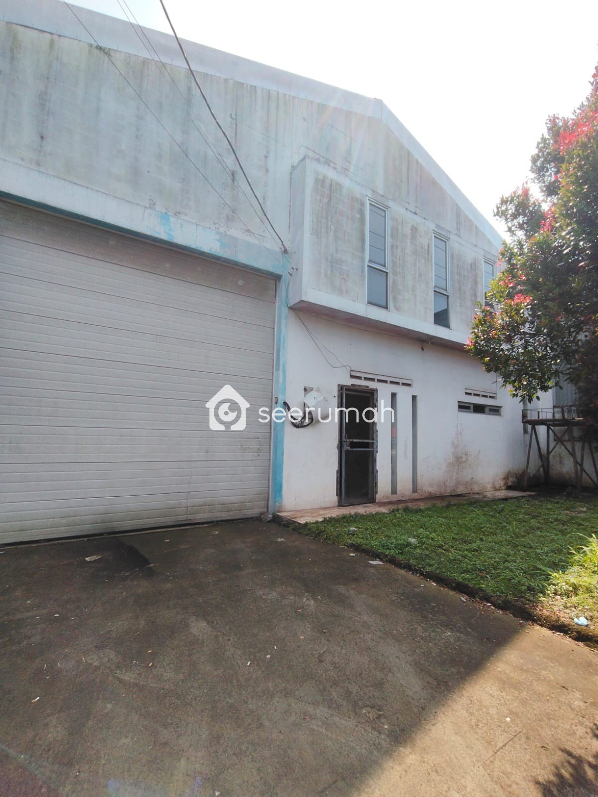 Sewa Gudang di Komplek Pergudangan Nanjung Bandung, Luas 850 m² - Image 1