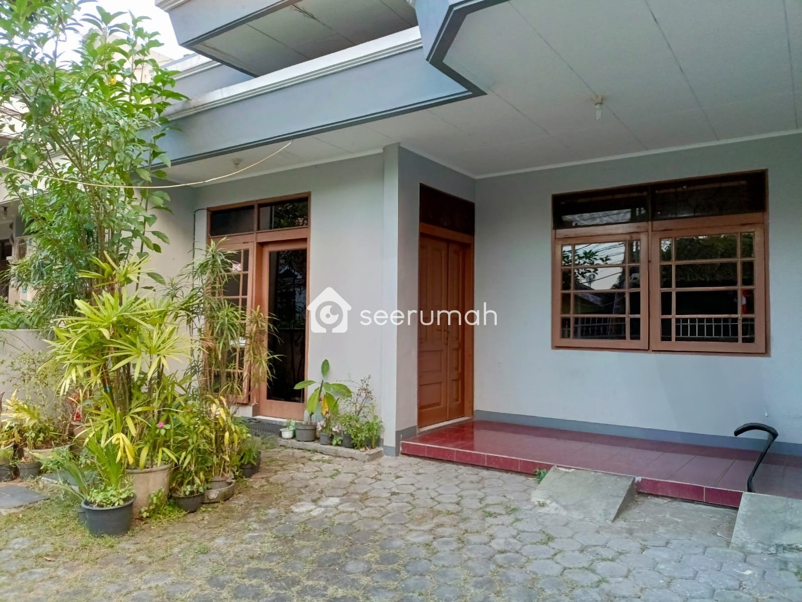 Rumah Siap Huni 3 Kamar di jalan Kembar Bandung, SHM, 181 m² - Image 1