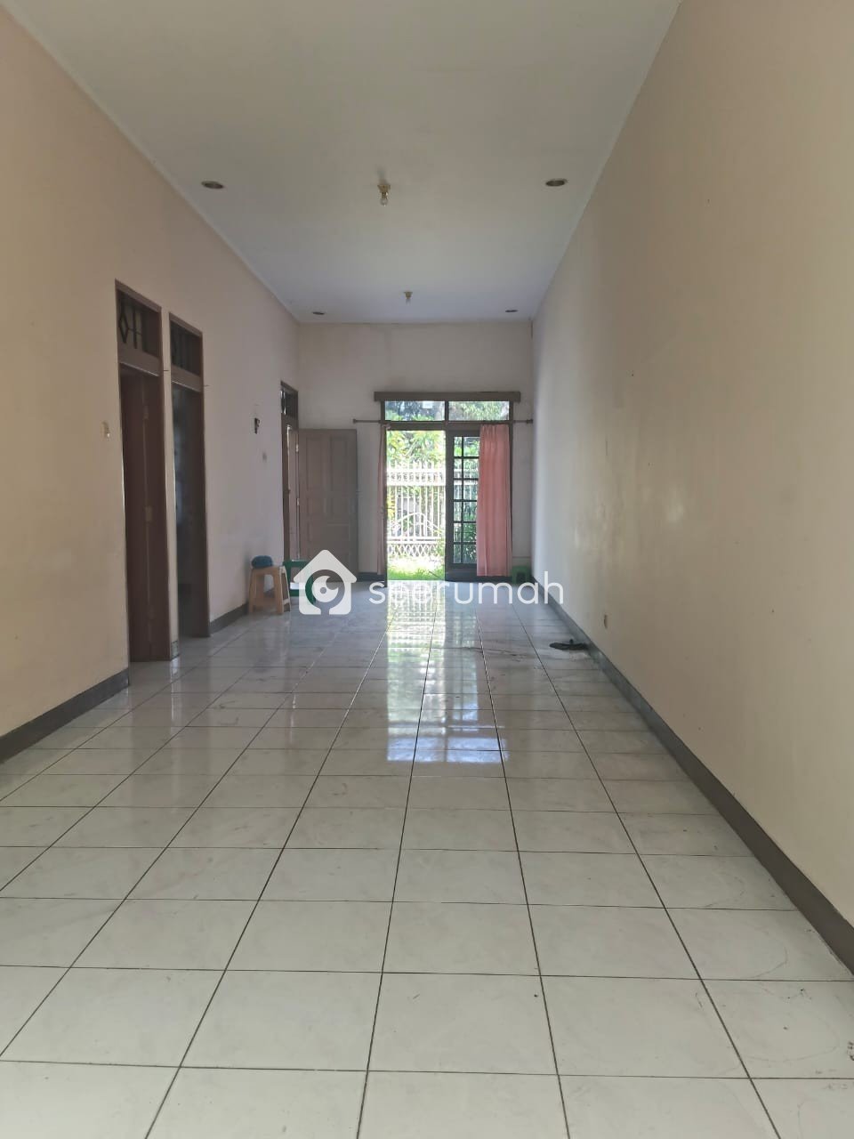 Rumah Siap Huni 3 Kamar di jalan Kembar Bandung, SHM, 181 m² - Image 2