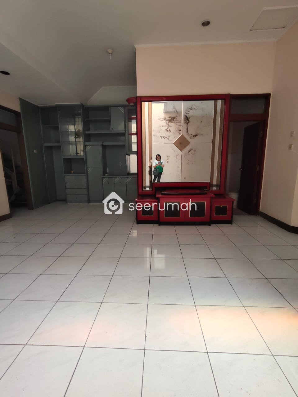 Foto 3 properti: Rumah Siap Huni 3 Kamar di jalan  Kembar Bandung, SHM, 181 m²