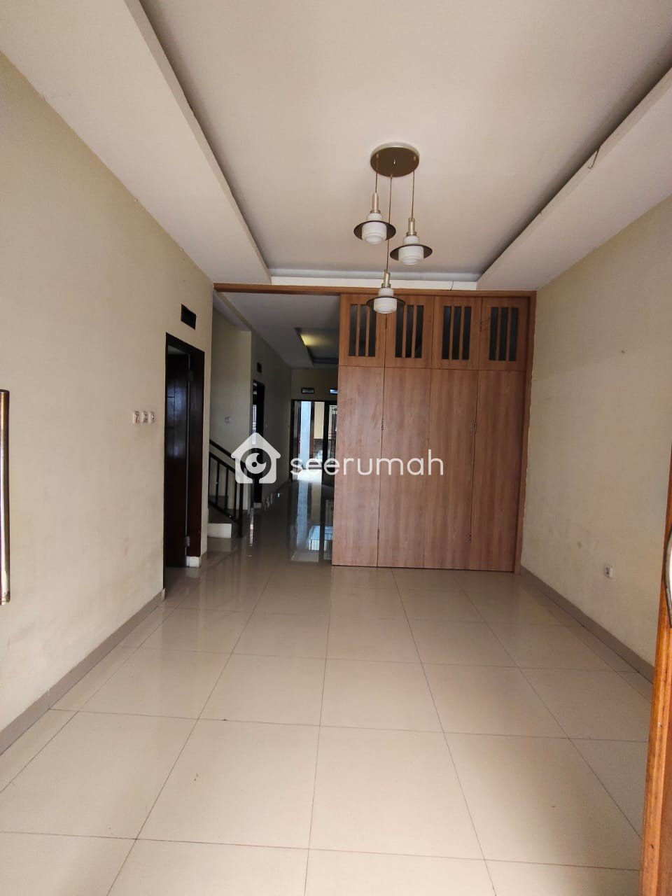Foto 3 properti: Rumah 2 Lantai 6 Kamar di Antapani Tengah Bandung, Town House One Gate
