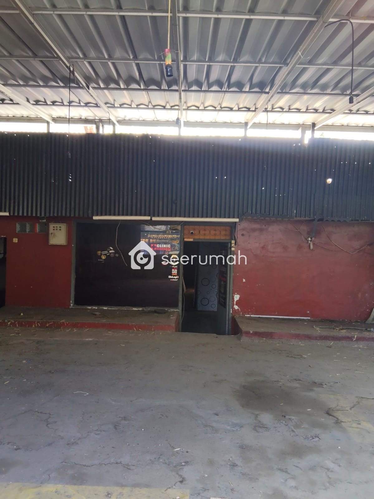 Foto tambahan properti: Tanah Bonus Bangunan main road  jalan jakarta Kiaracondong Bandung - 2 foto lainnya