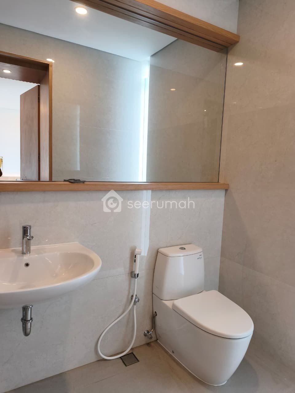 Rumah Baru Minimalis 2 Lantai Setra duta Bandung - Image 9