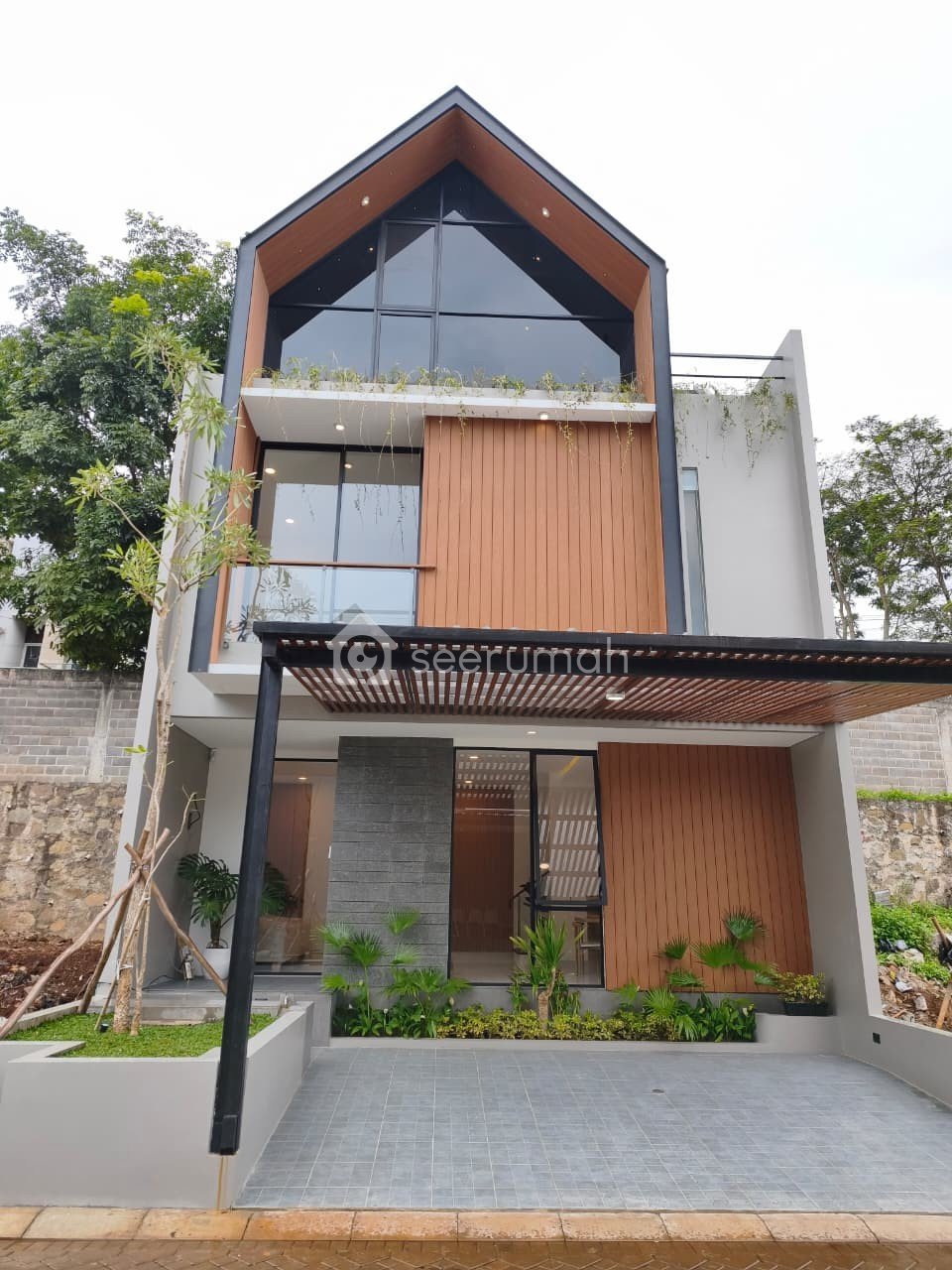 Rumah Baru Minimalis 2 Lantai Setra duta Bandung - Image 1