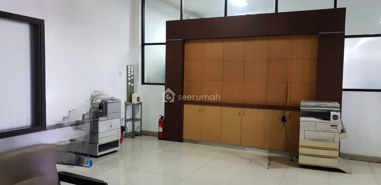 Foto 4 properti: Jual Cepat Jarang Ada, Ruang Usaha Soekarno Hatta Mainroad