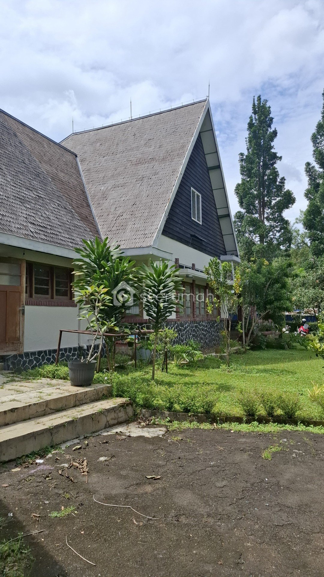 Foto 7 properti: Rumah Vintage Asri Sejuk Area Bandung Utara