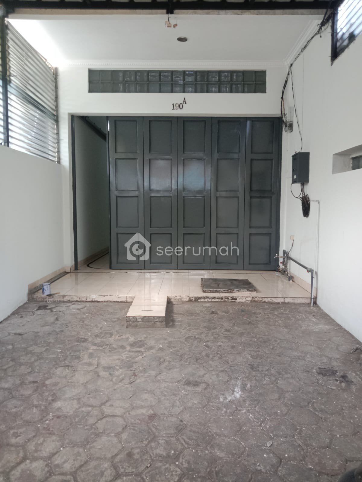 Foto 6 properti: Ruko Strategis Cocok buat usahamu jalan Pagarsih  Bandung