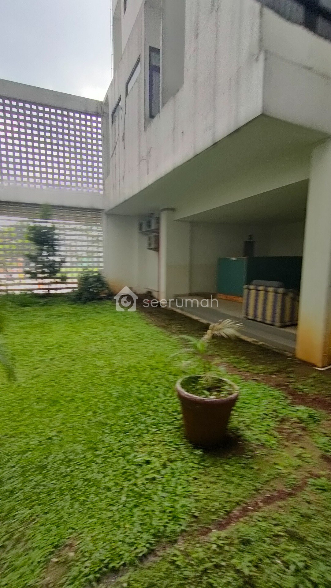 Sewa Kamar Furnished Paskal Lodge Apartemen Bandung - Image 7