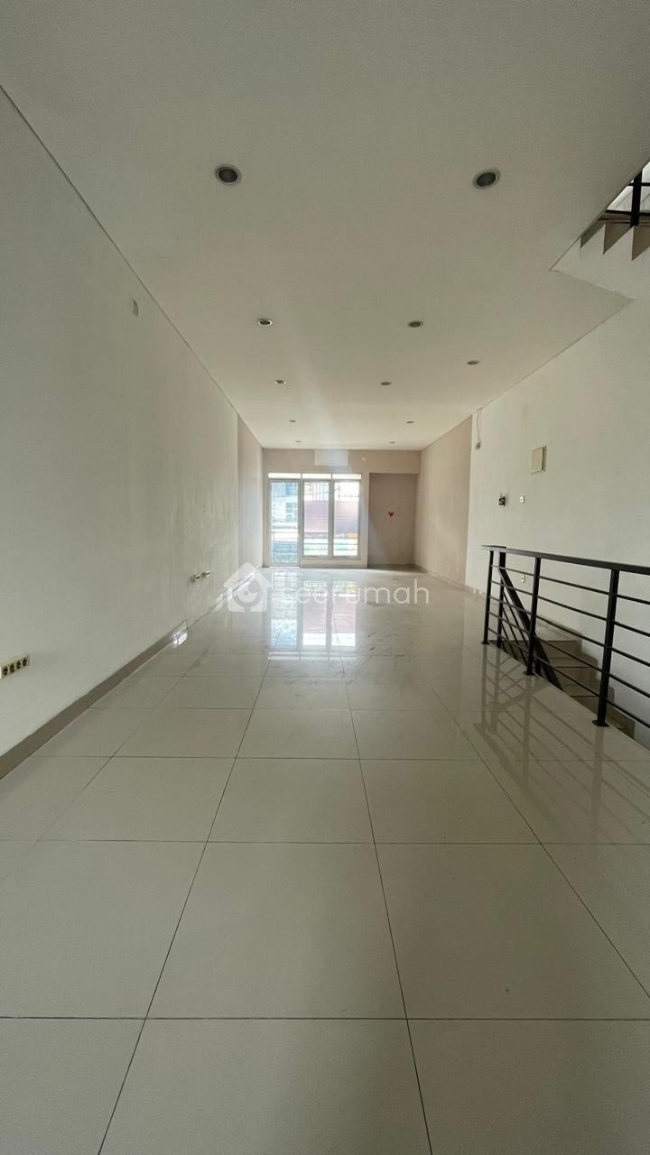 Foto 4 properti: Ruko 3 lantai cocok buat kantor dan usaha Cimahi Bandung
