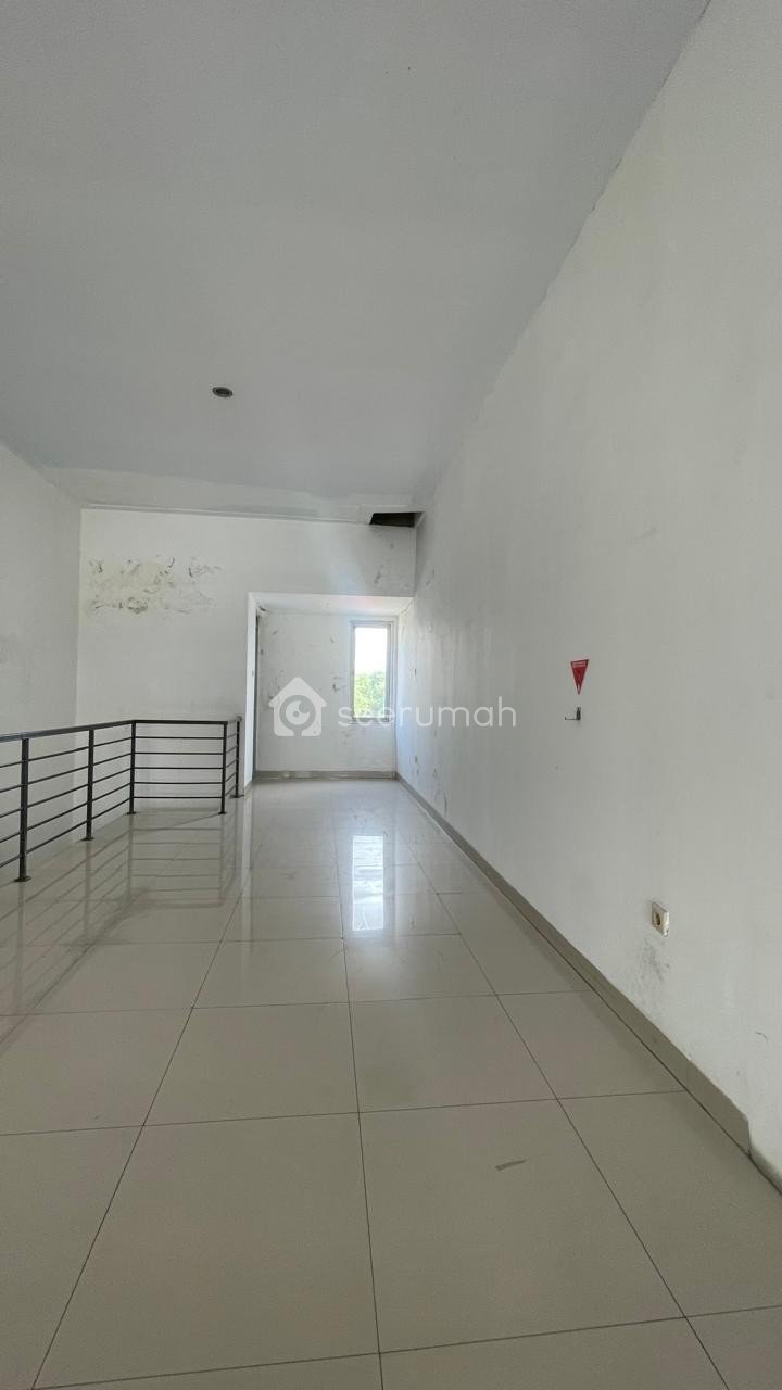 Foto 4 properti: Ruko 3 lantai.disewakan buat usaha  cimahi bandung