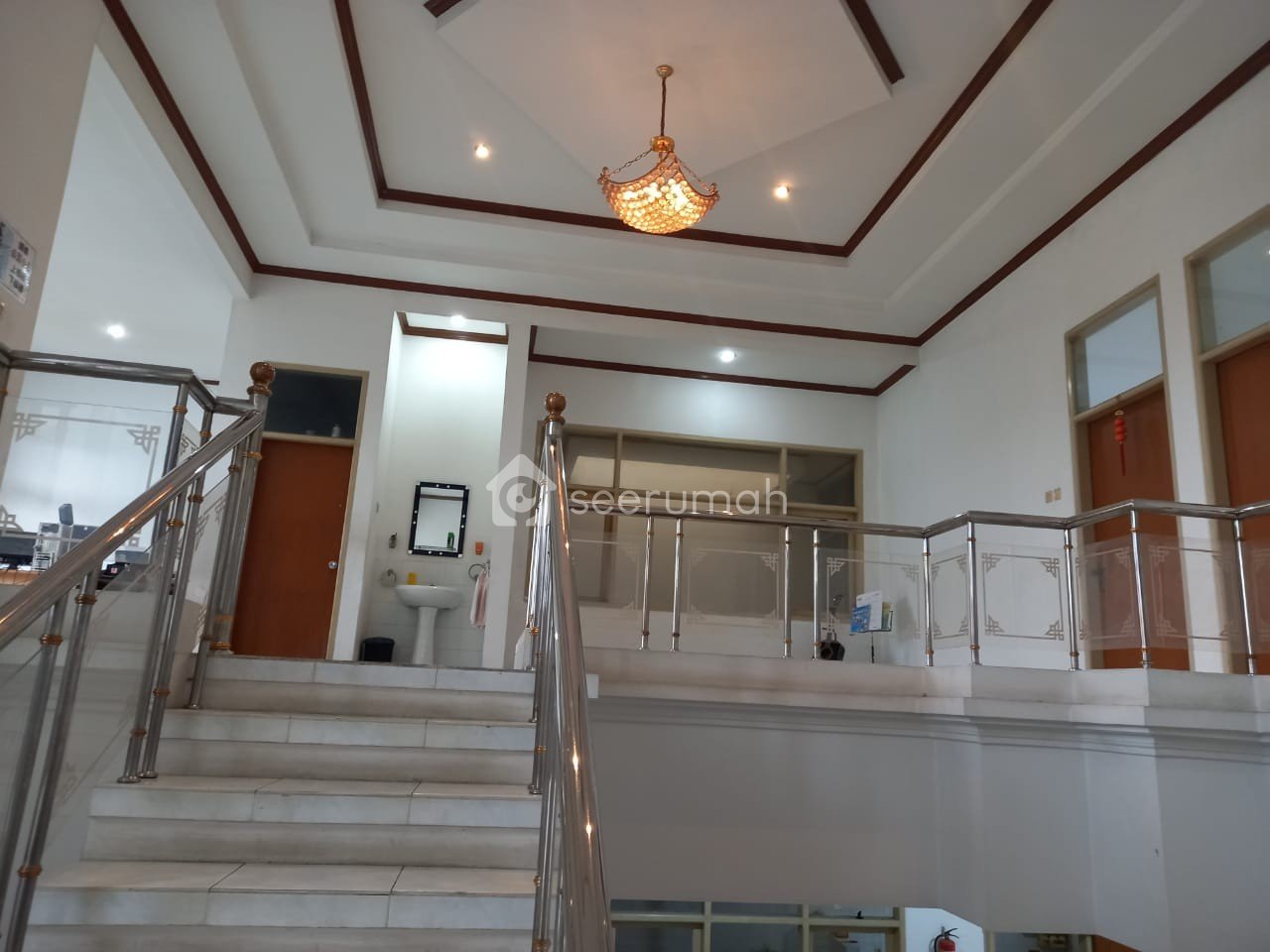 Rumah Asri Sejuk dan Luas Cihanjuang Cimahi Utara - Image 1