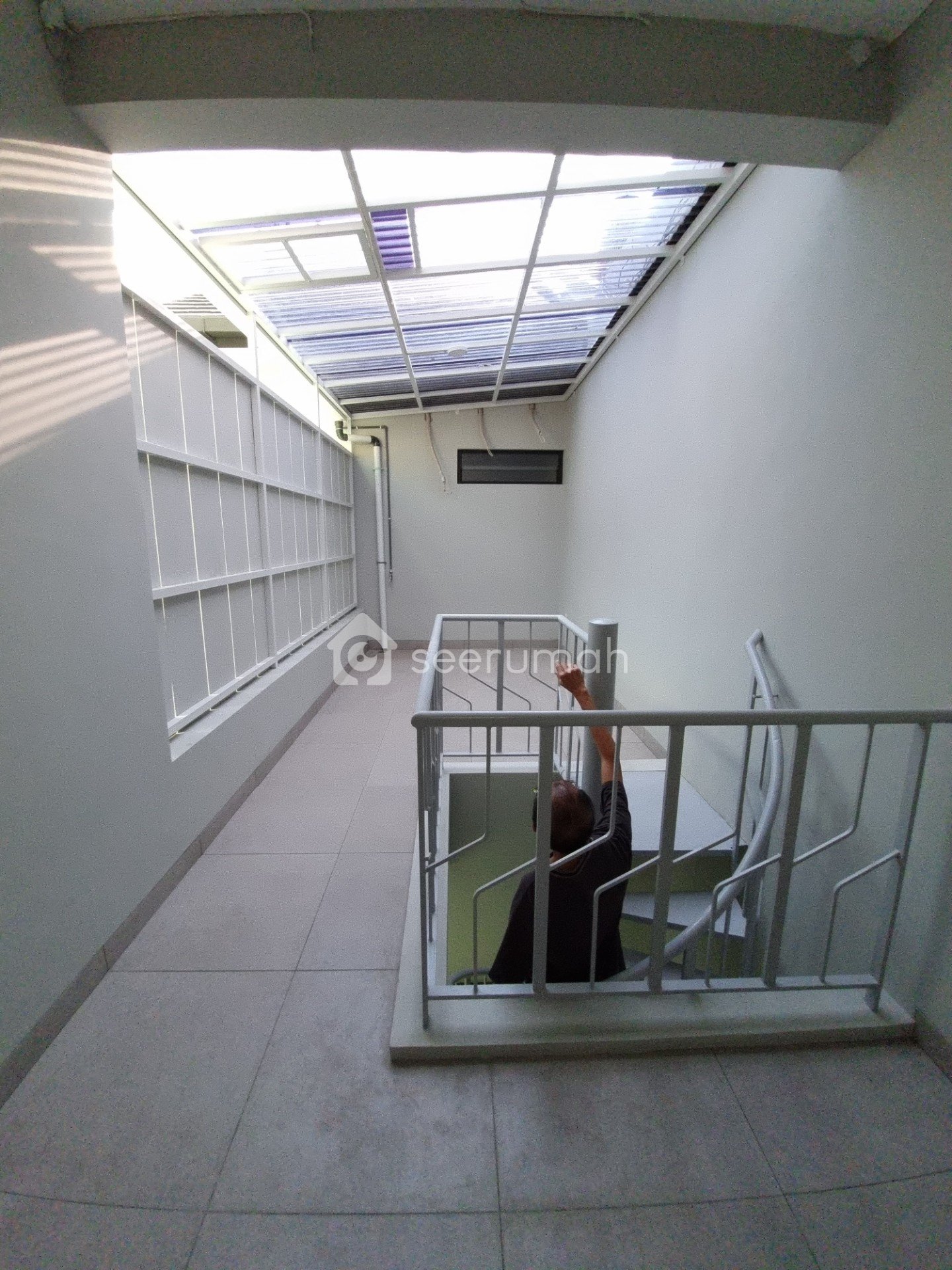 Rumah Baru Minimalis Modern Jalan Kembar Bandung - Image 8