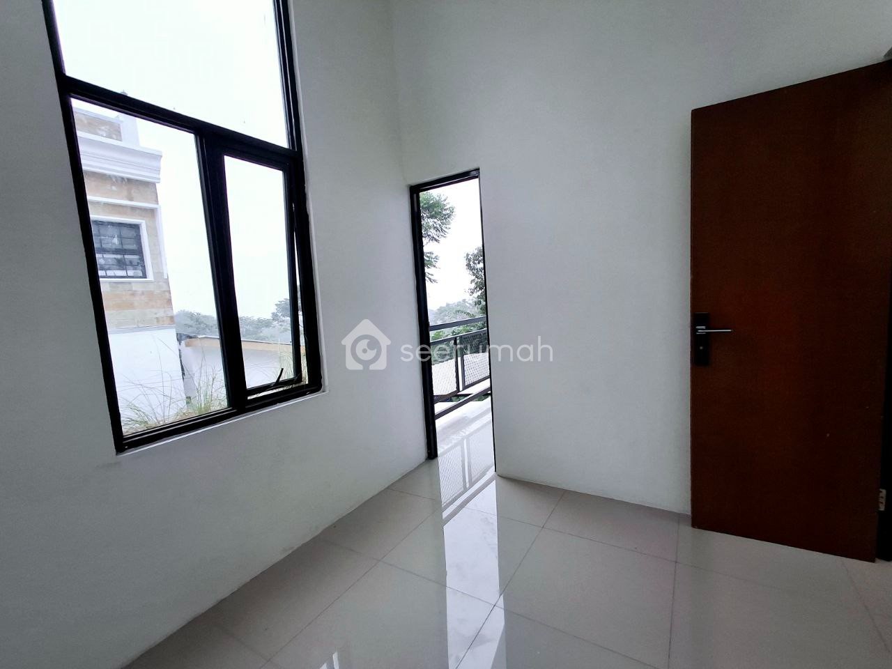 Foto 3 properti: Rumah 2 Lantai di Cilengkrang