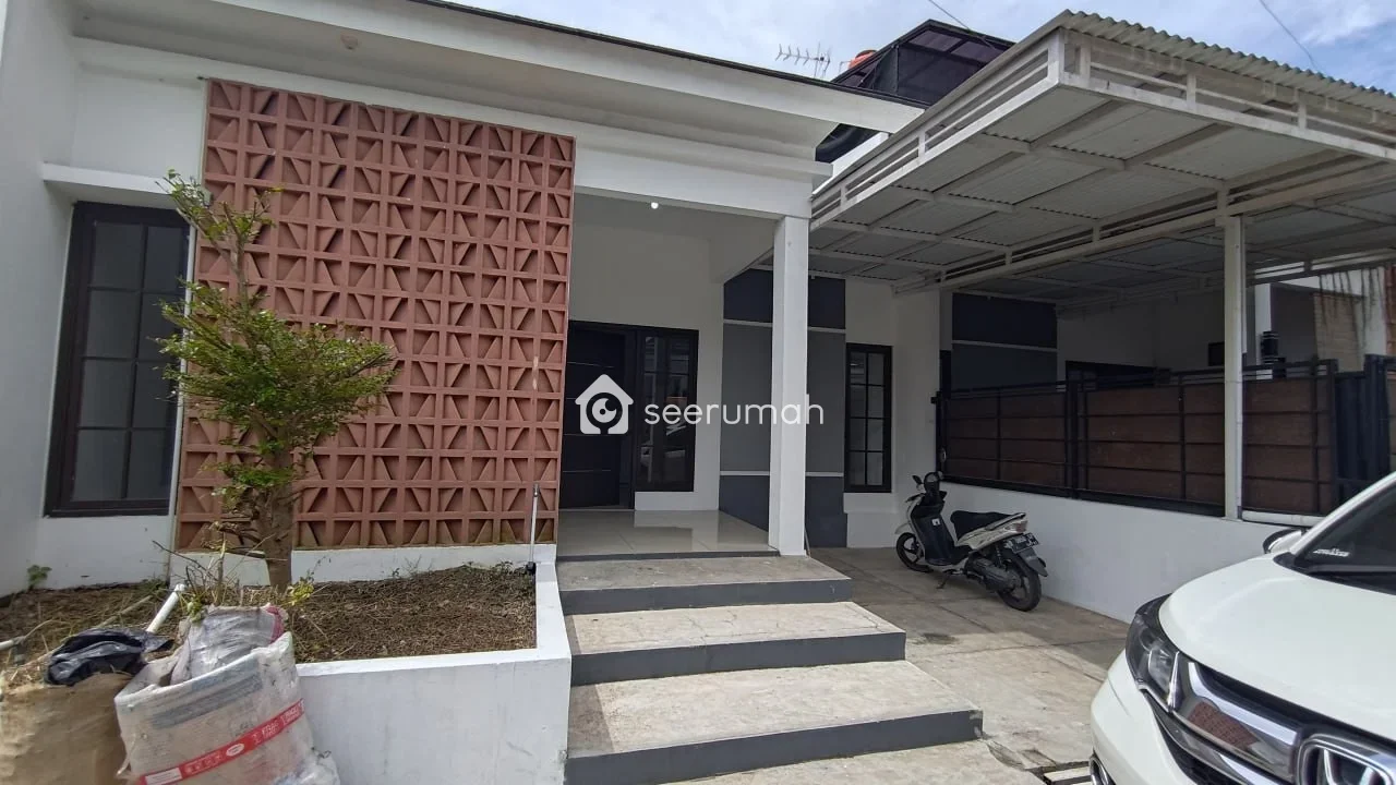 Rumah Baru Renovasi di Komplek Galeri Buahbatu, 2 KT, SHM Lengkap - Image 1