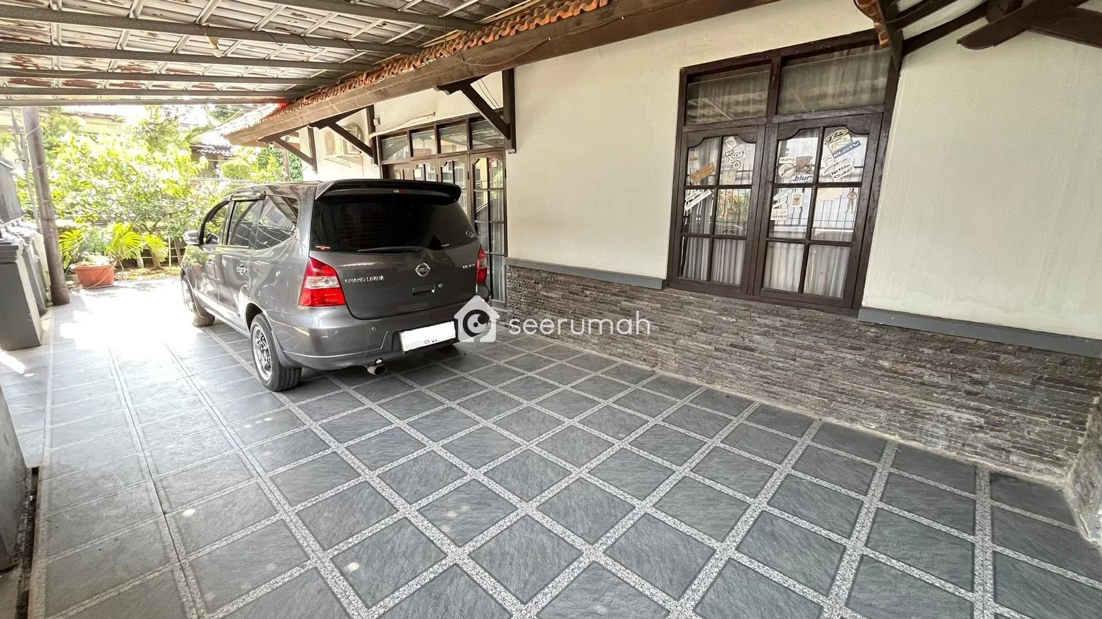 Foto 4 properti: Rumah Strategis dekat SMPN 50 Bandung, LT 308m2, 3 KT