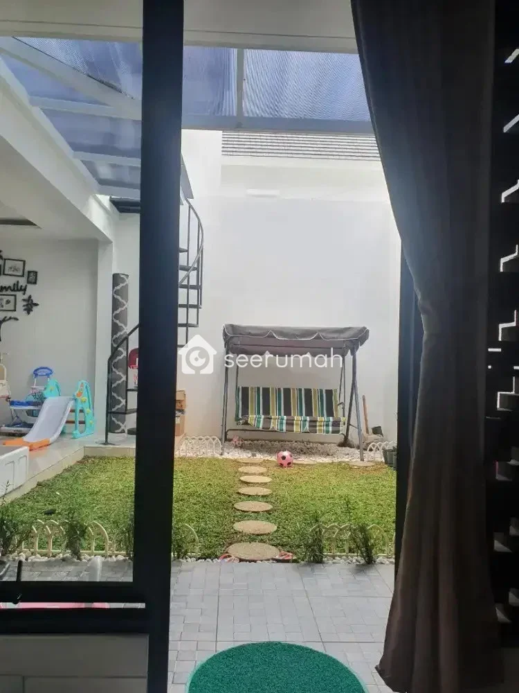 Foto 3 properti: Rumah 2 Lantai Siap Huni di Summarecon Gedebage Bandung