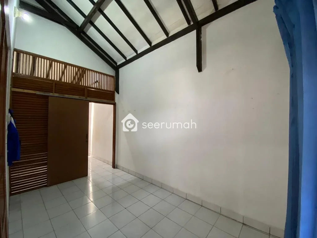 Lihat 2 foto lainnya dari properti: Rumah Second Siap Huni di Antapani, 3 Kamar, Harga Nego
