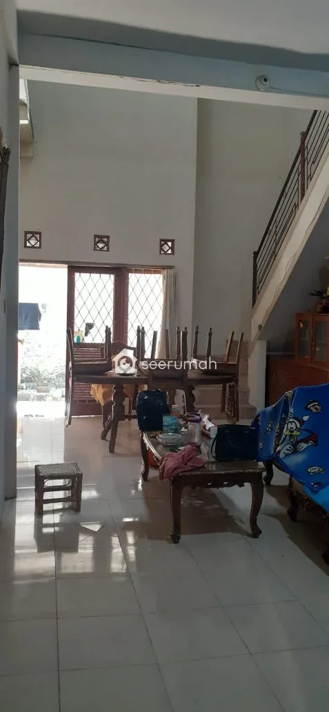 Rumah 2 Lantai 5+1 Kamar di Cipamokolan Bandung Dekat Soekarno-Hatta - Image 2