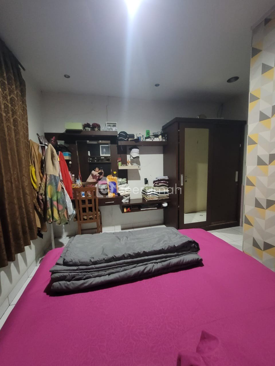 Rumah Mewah Semi Furnish di Cijerah Bandung - Siap Huni, Dekat Pusat Kota, Lingkungan Nyaman - Image 2