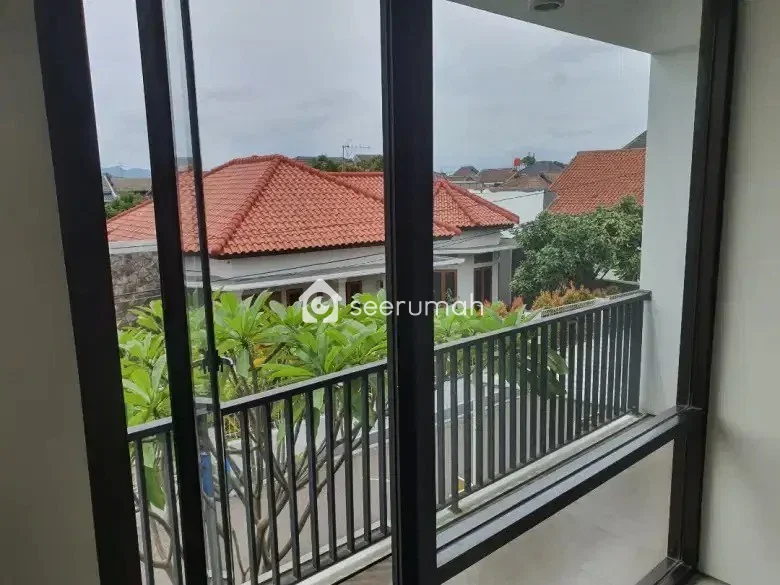 Lihat 2 foto lainnya dari properti: Rumah 2 Lantai di Komplek Megabrata Margasari Bandung, 3 KT, 120 m²