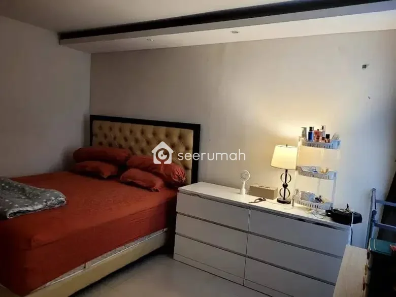 Foto 5 properti: Rumah Minimalis Semi Furnished di Pasteur Bandung, 4+2 KT, 4 KM