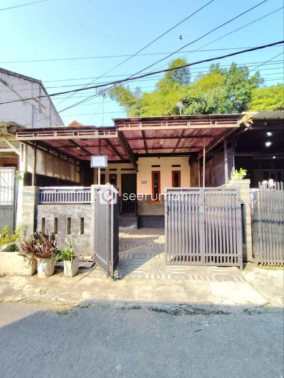 Rumah 1,5 Lantai SHM di Griya Winaya Ujung Berung Bandung - Image 1