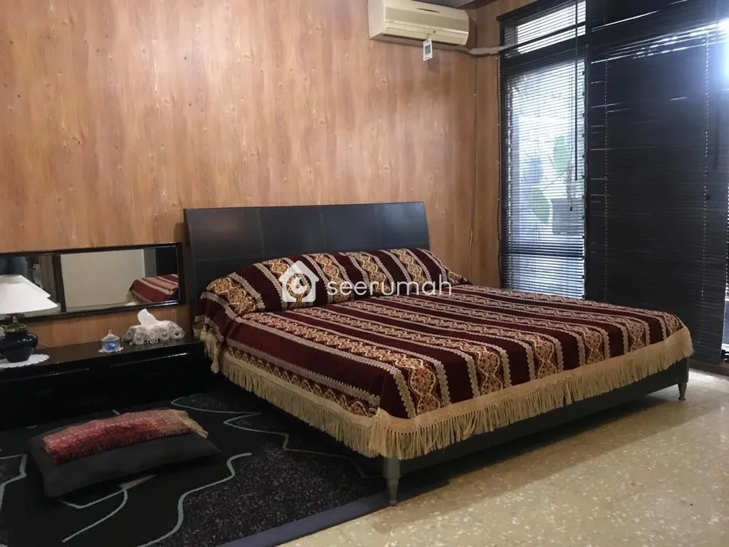 Rumah Luas 639 m2 di Buahbatu Bandung, 7+2 Kamar, Harga 25 M - Image 10