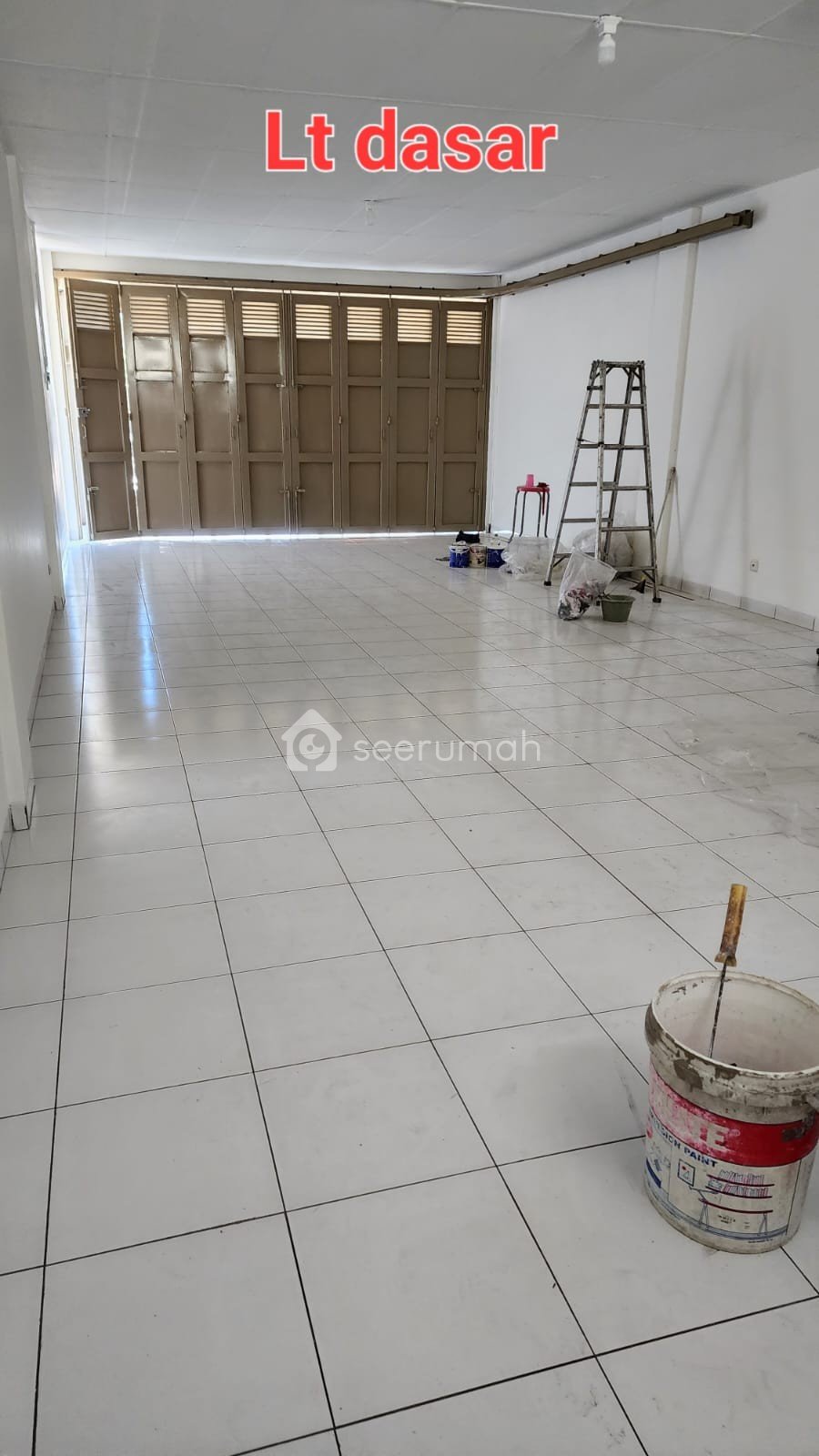 Ruko Mekar Wangi Siap Huni Luas Strategis - Dekat Pusat Perbelanjaan, Dekat Tol, Siap Pakai - Image 1
