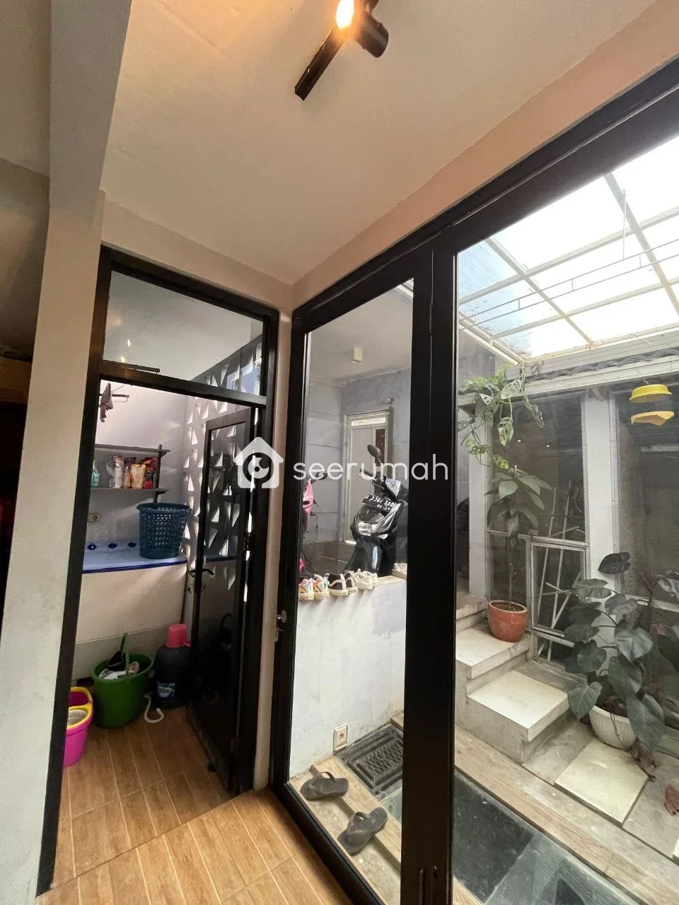 Foto 5 properti: Rumah Semi Furnished 1.5 Lantai View Kota Bandung di Jatihandap