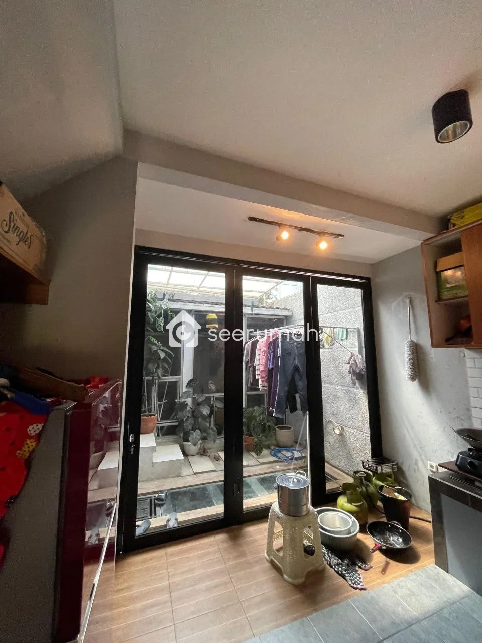 Lihat 4 foto lainnya dari properti: Rumah Semi Furnished 1.5 Lantai View Kota Bandung di Jatihandap