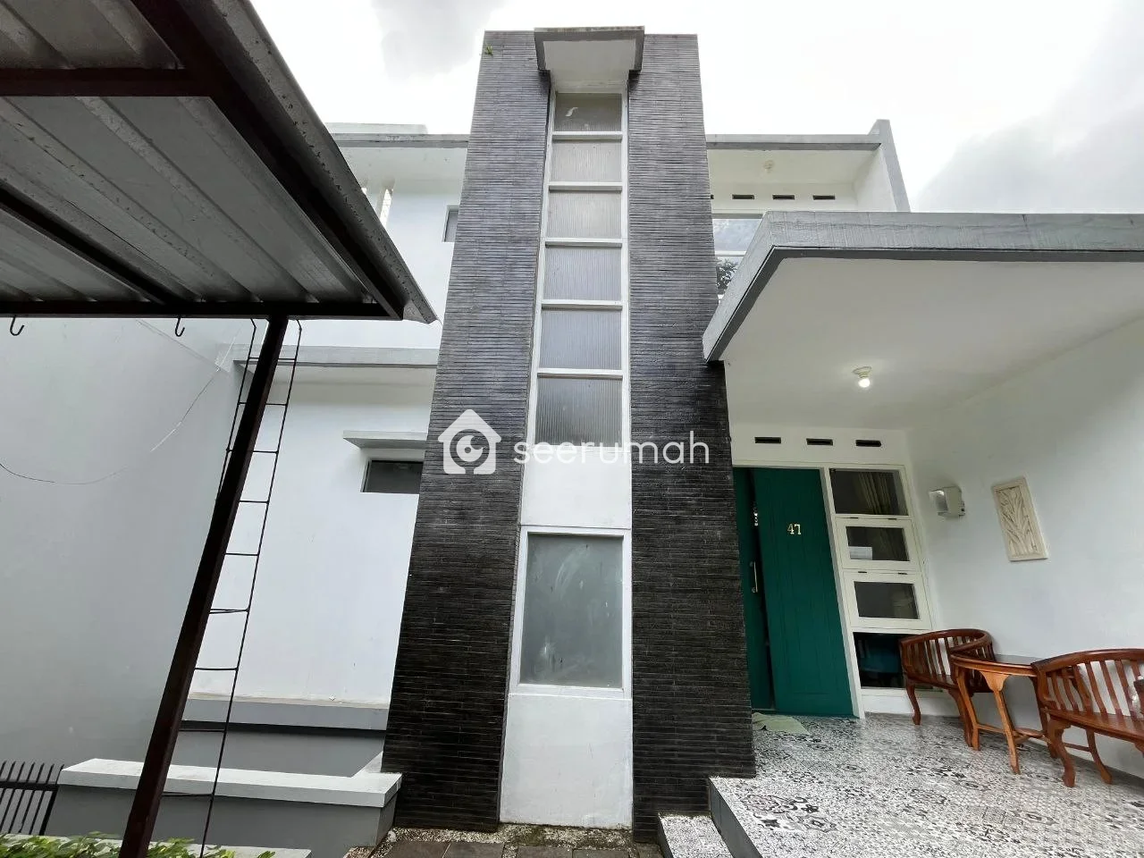 Villa Aesthetic Full Furnished dengan Kolam Renang di Dago Pakar - Image 2