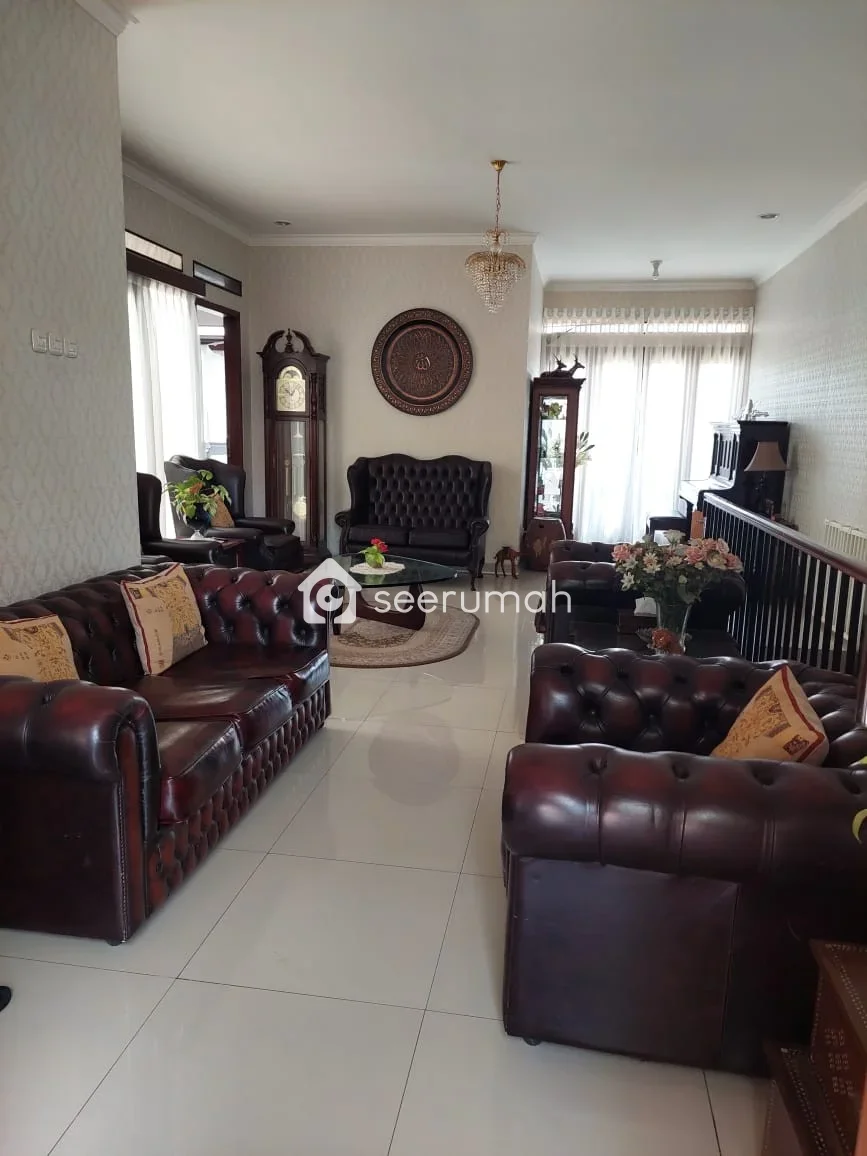 Foto 3 properti: Rumah Lux Semi Furnished di Cluster Cigadung Bandung