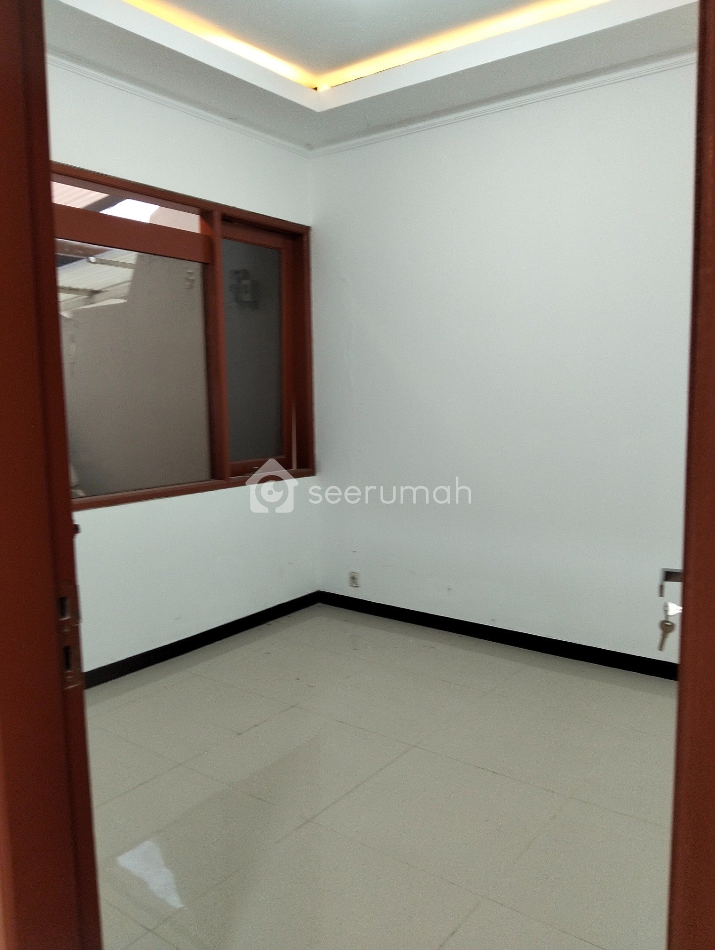 Foto tambahan properti: Rumah Mewah Siap Huni di Caringin Bandung - Bebas Banjir, Dekat Tol, Siap Huni - 8 foto lainnya