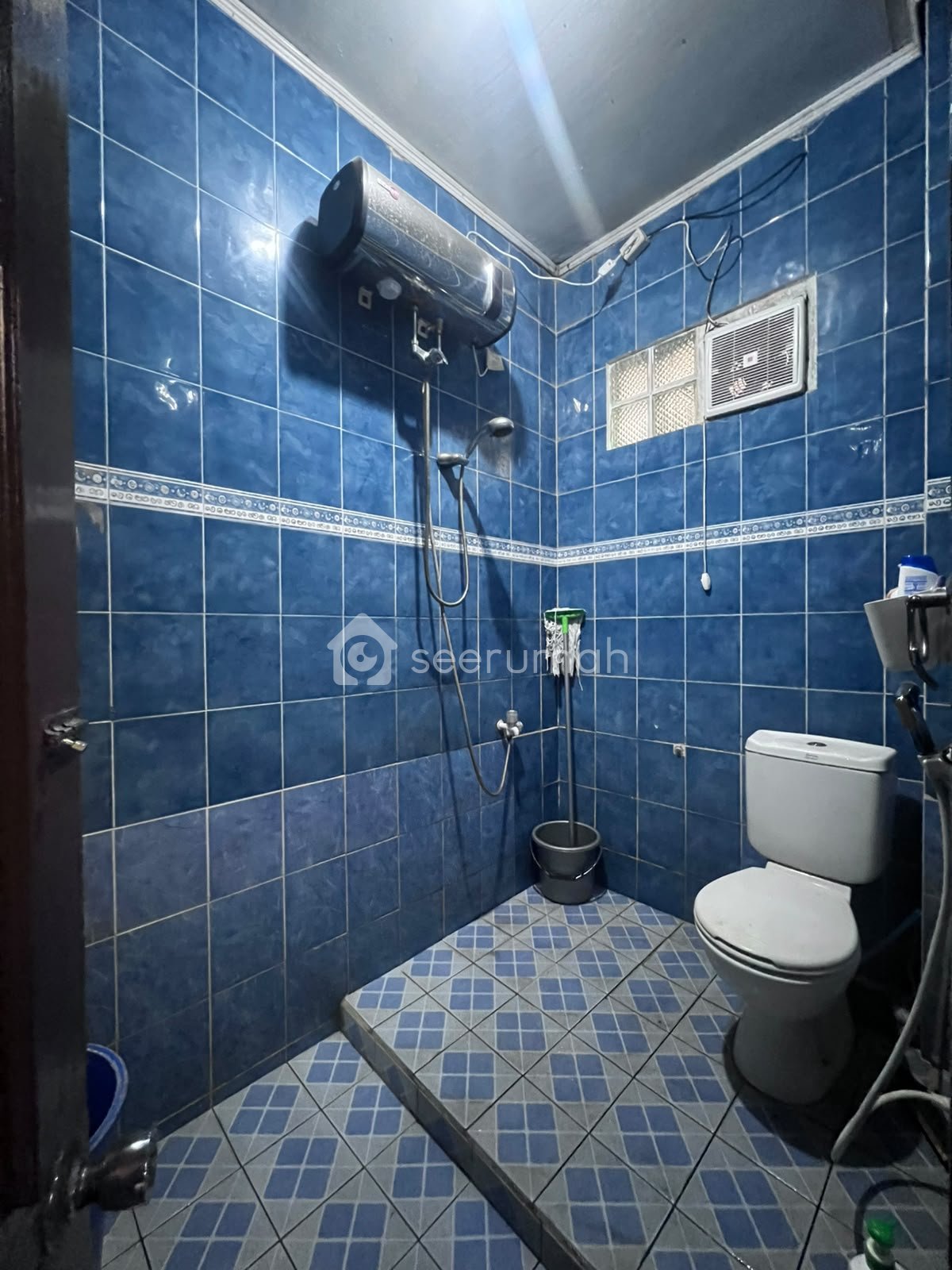 Rumah 3 Lantai Metro Margahayu - Image 15