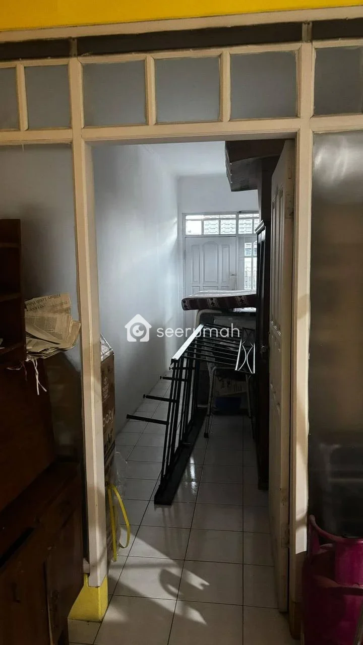 Rumah 4 Kamar di Komplek Margahayu Metro, LT 126, Harga Nego - Image 10