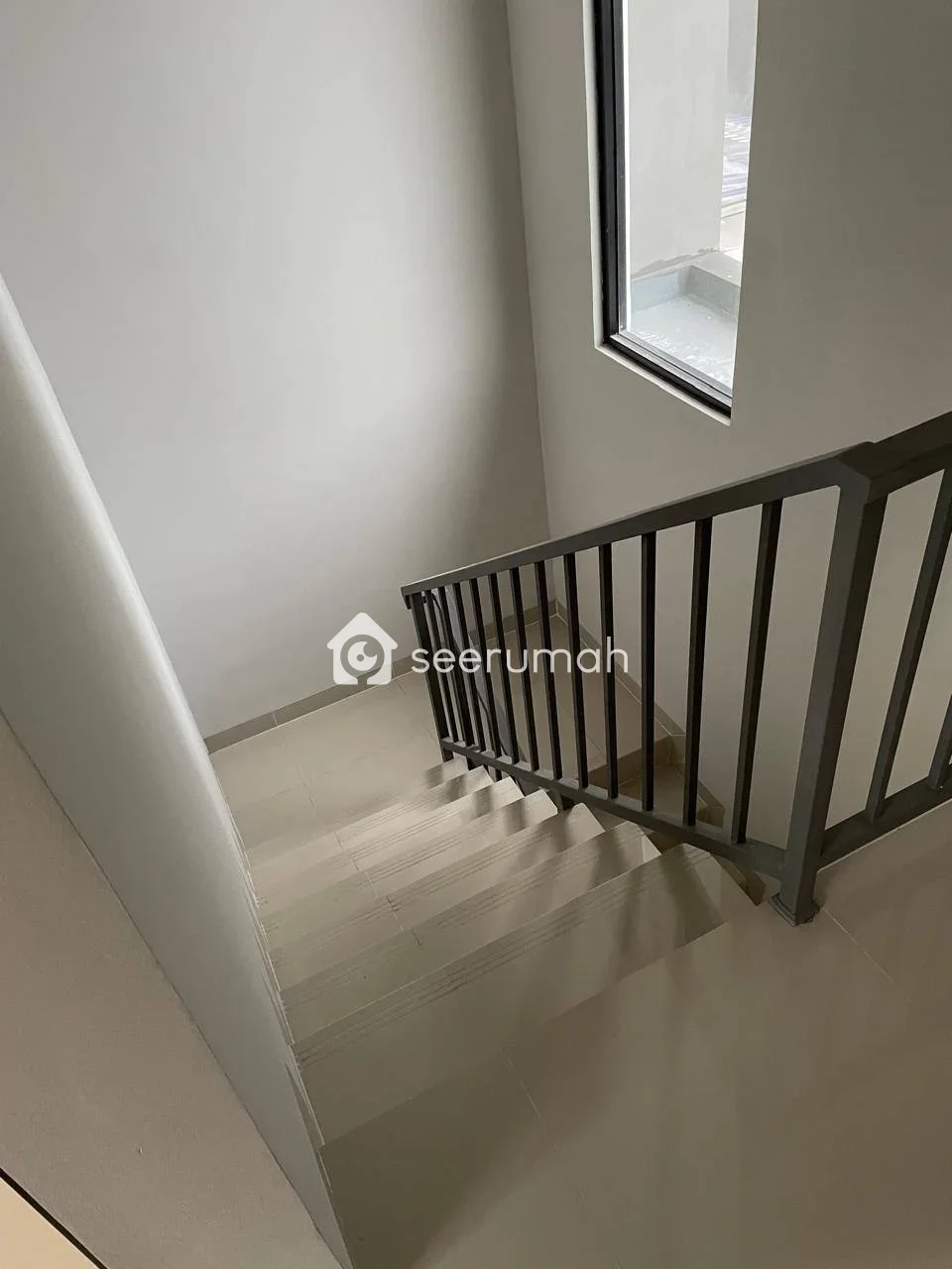 Foto 5 properti: Rumah Baru 2 Lantai 3 Kamar di Ilona Grand Sharon Residence