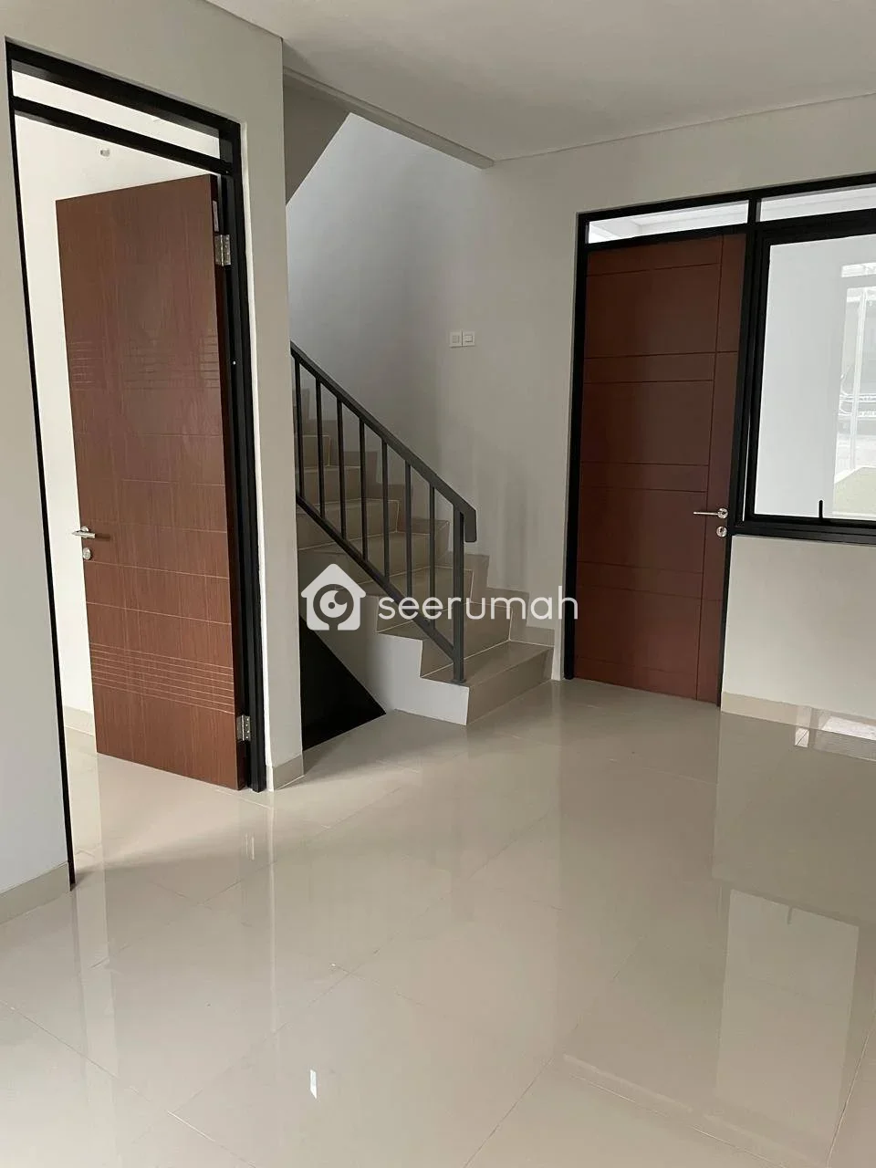 Rumah Baru 2 Lantai 3 Kamar di Ilona Grand Sharon Residence - Image 2